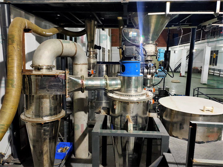 實驗型圓盤式氣流磨